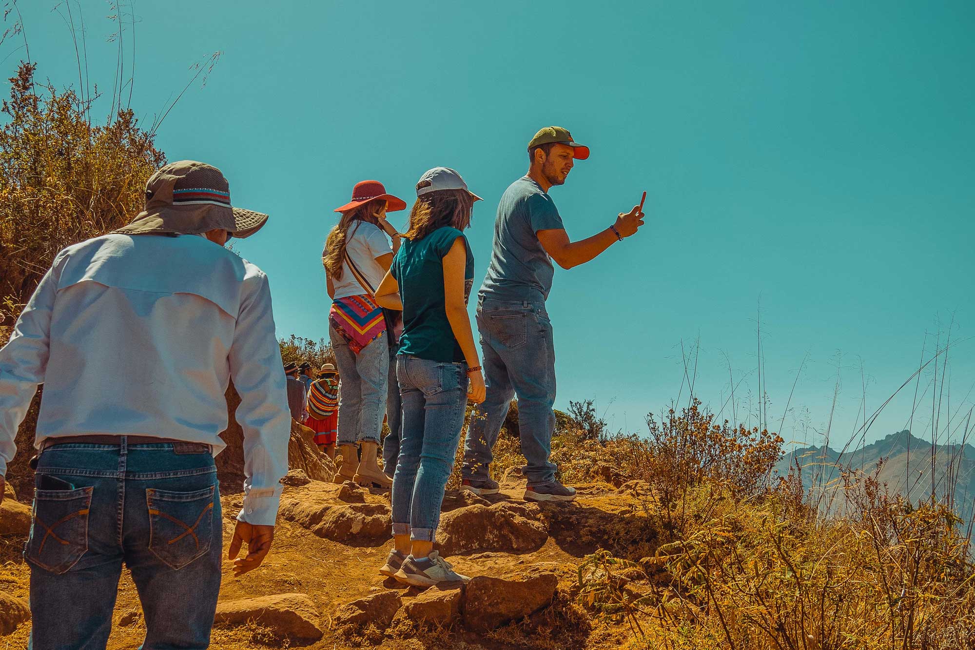 Experiential Tourism in the community of Misminay + Machu Picchu