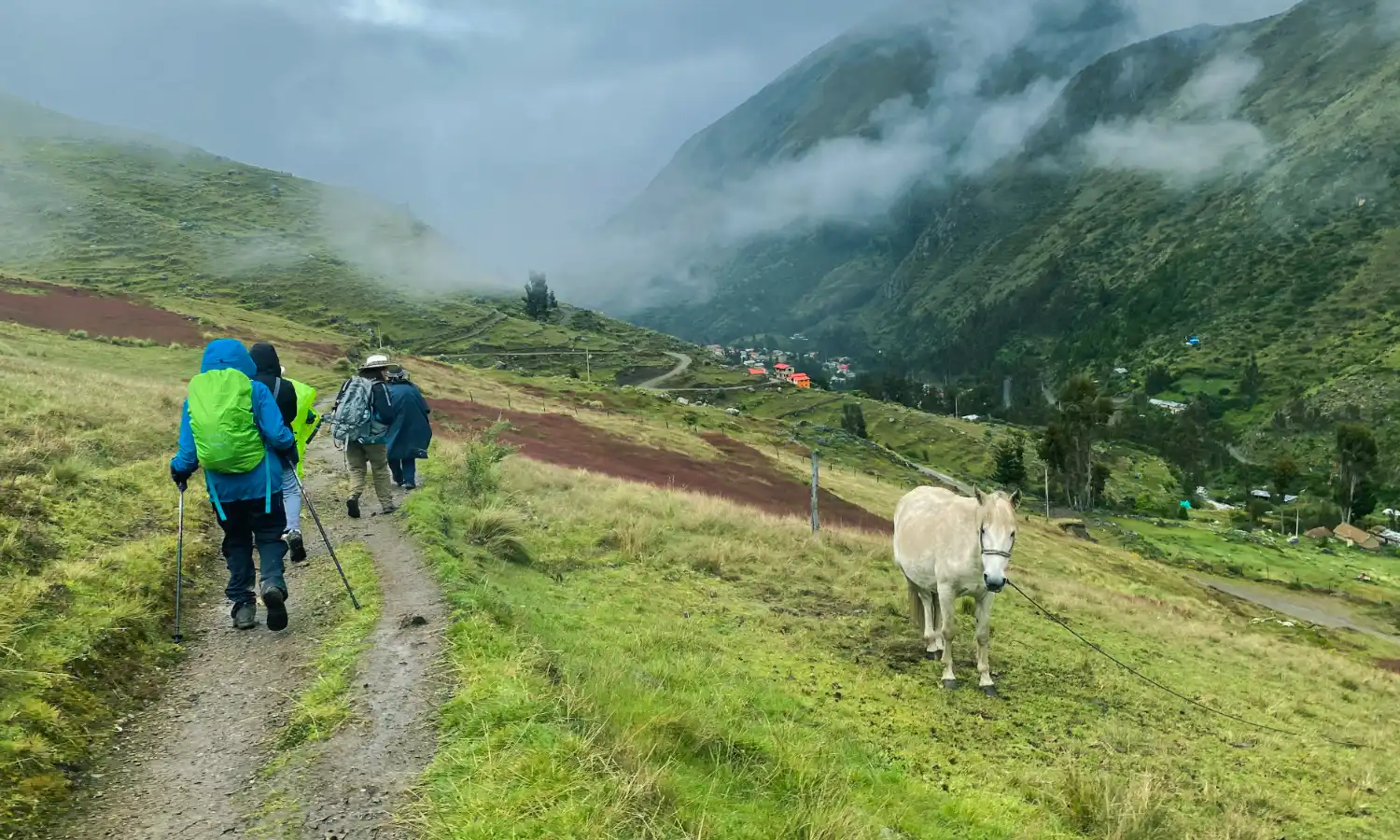 lares trek 3